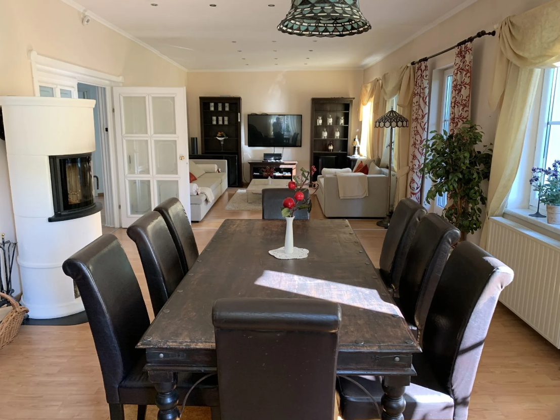 Living and dining room