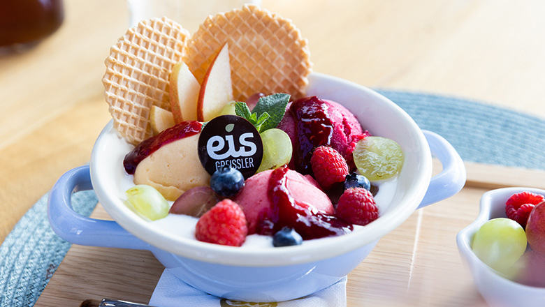 Eis-Greissler coffee house Joghurtweidling
