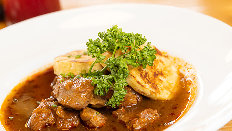 Eis-Greissler Kulinarik-Stadl Beef goulash