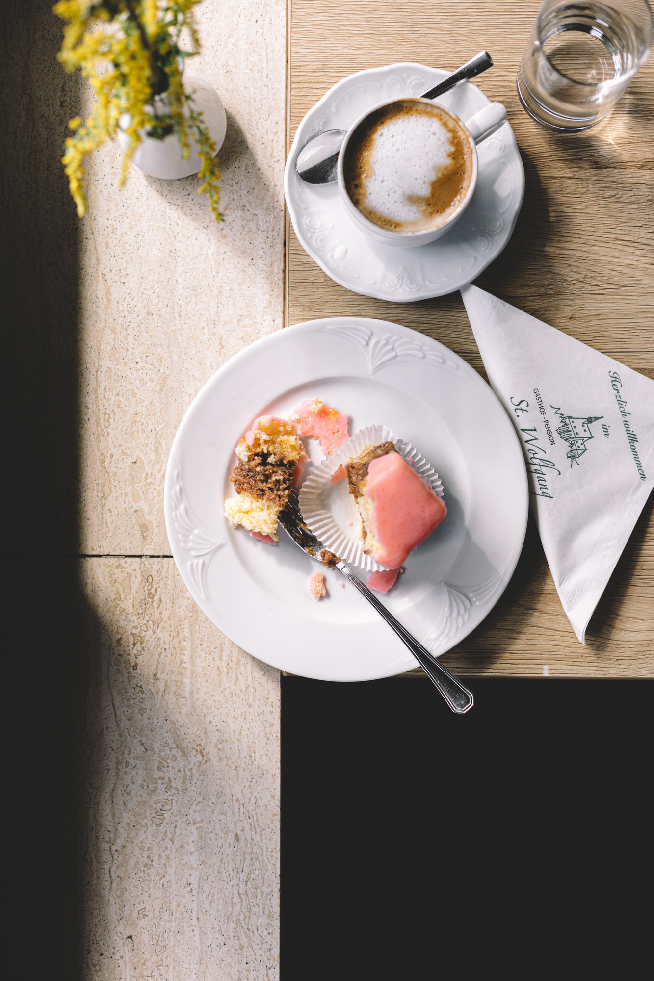 Punschkrapferl and homemade cakes