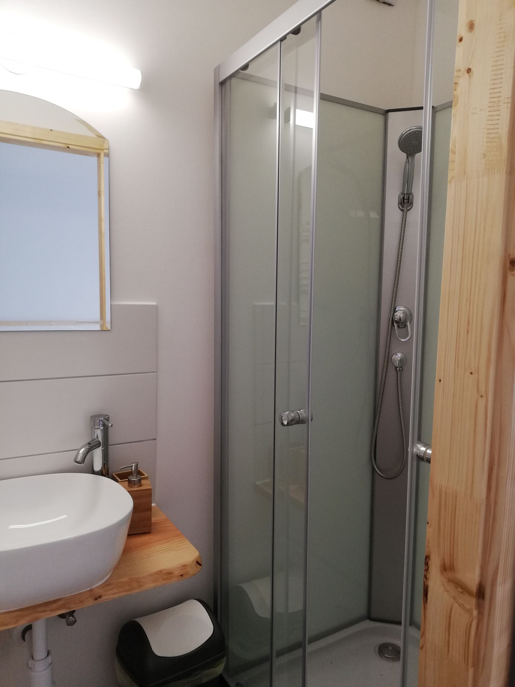 Bathroom double room