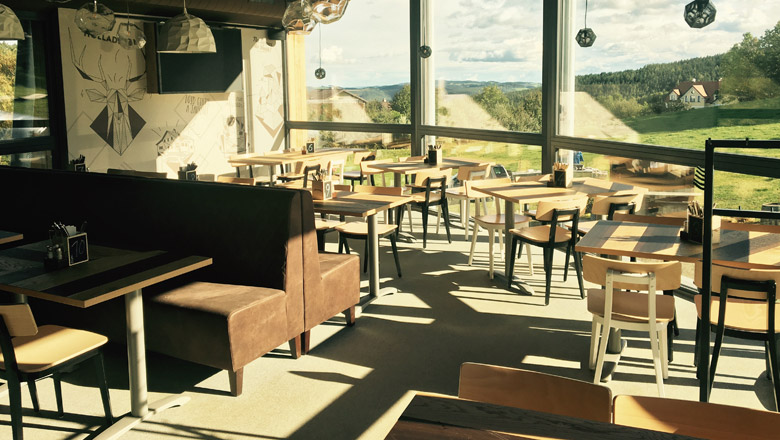 Rest & enjoy with a view in the Wexl Lounge