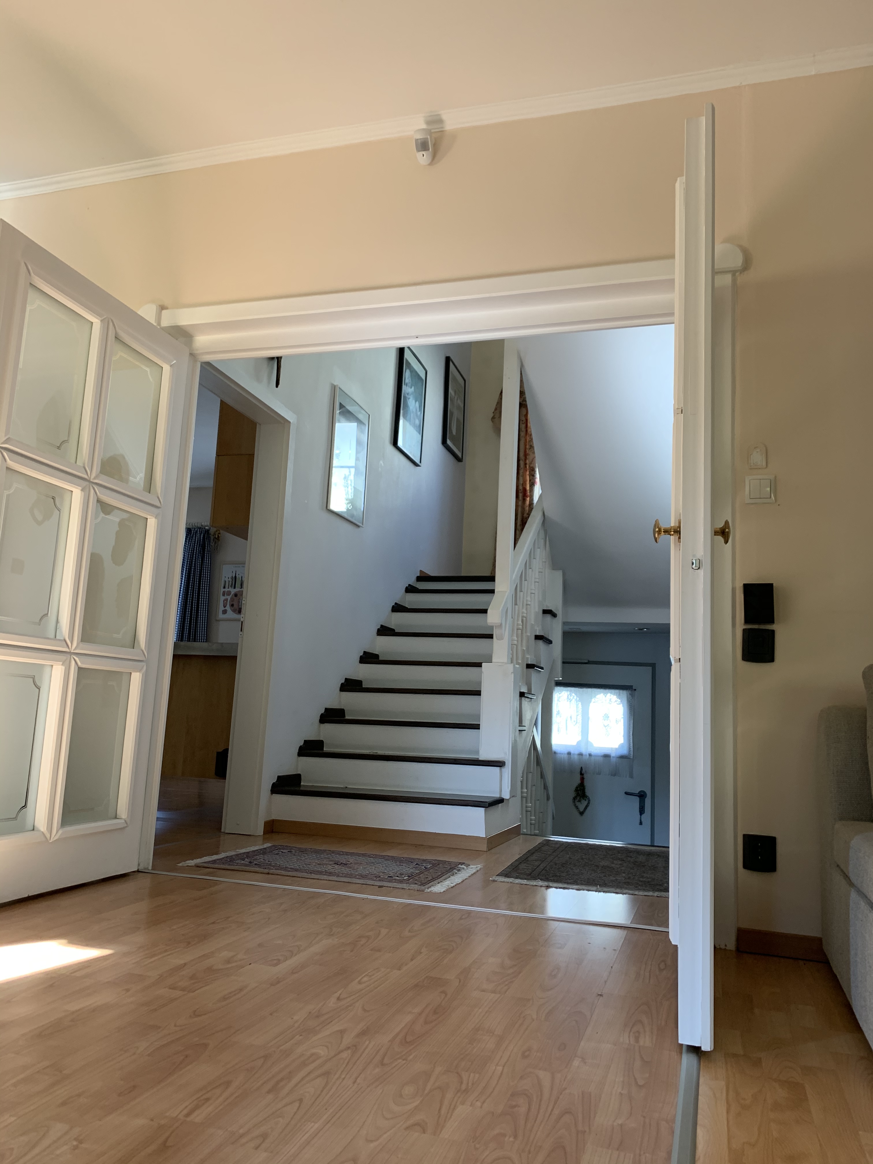 View into the anteroom